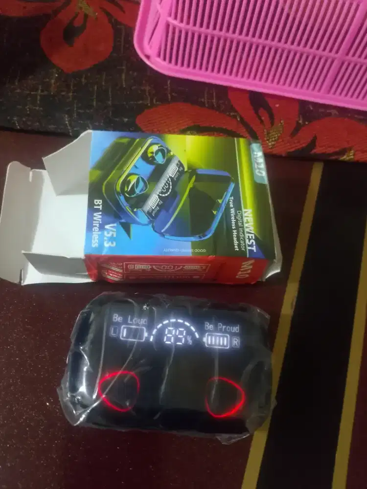 Headset bluetooth baru 2 hari pakai masih lengkap kotak
