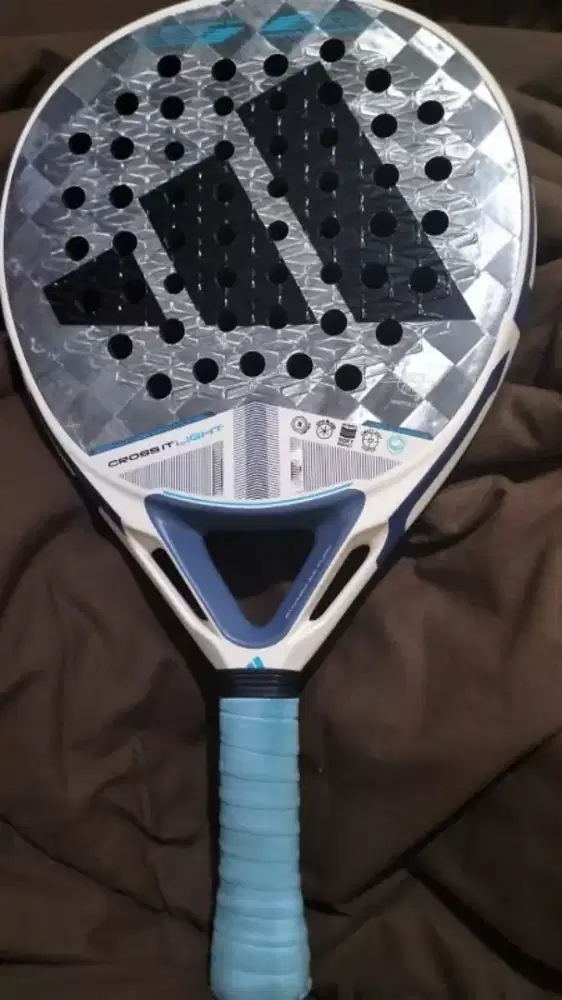 Raket padel adidas