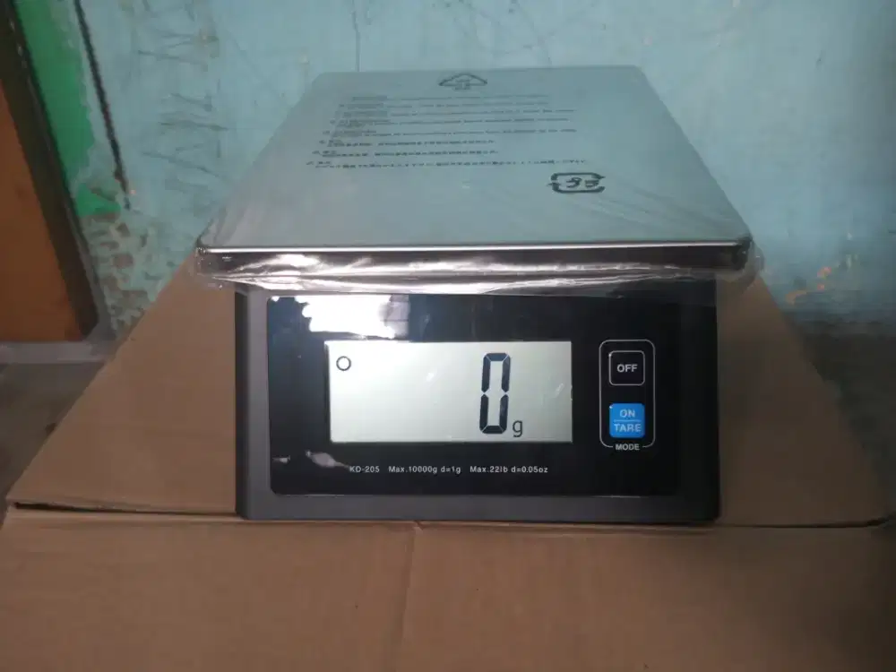 TANITA digital scale kd 205