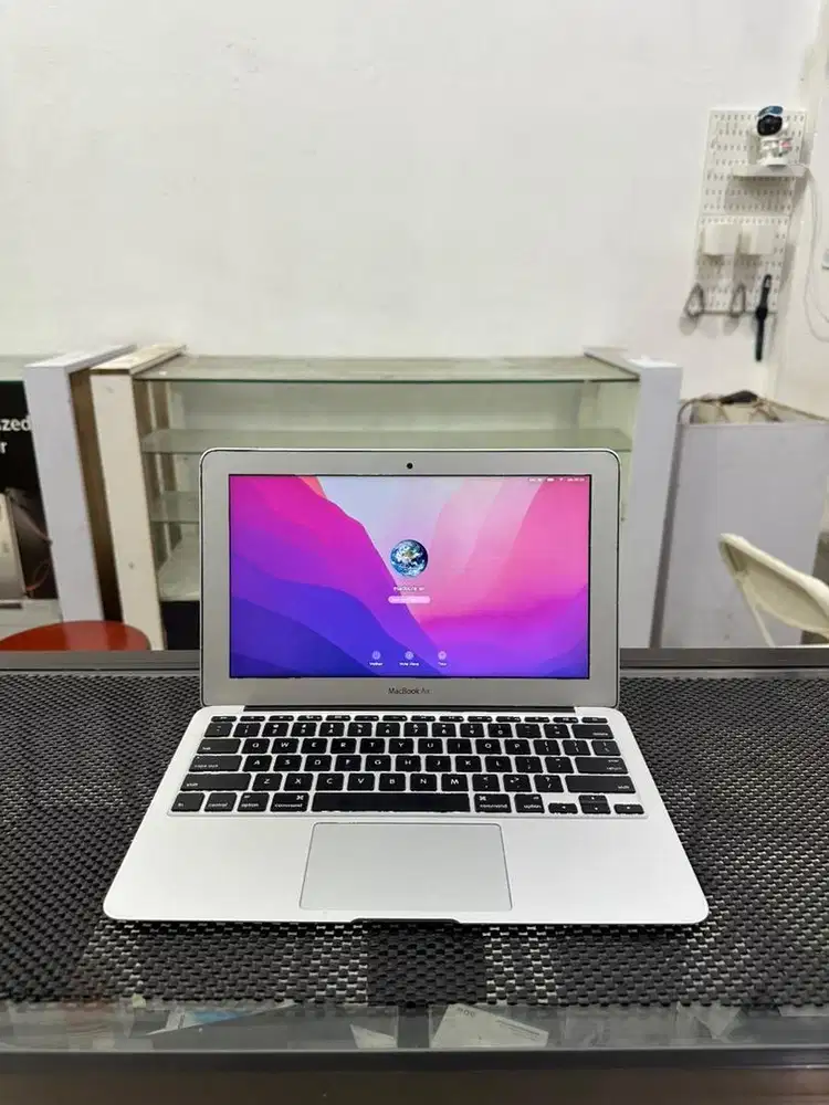Macbook Air 2015 Core i5 RAM 4GB SSD 128GB