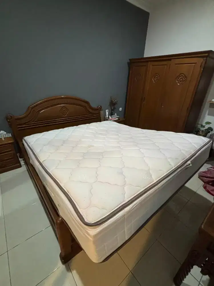 Spring Bed King Koil