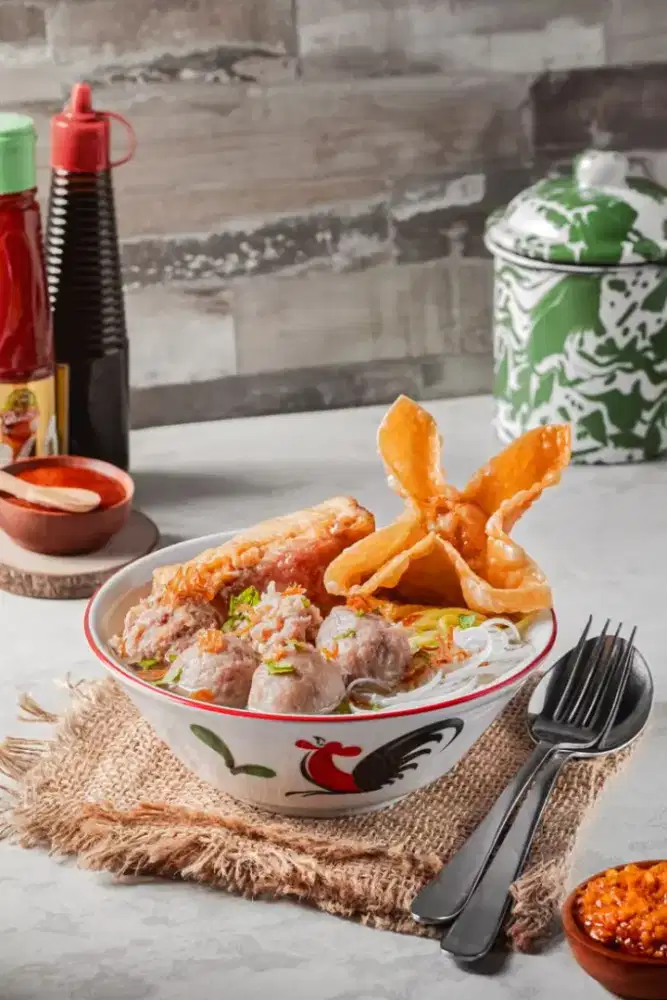 Di cari Koki ,Helper,Cashier untuk Bakso Malang dan Bakmie