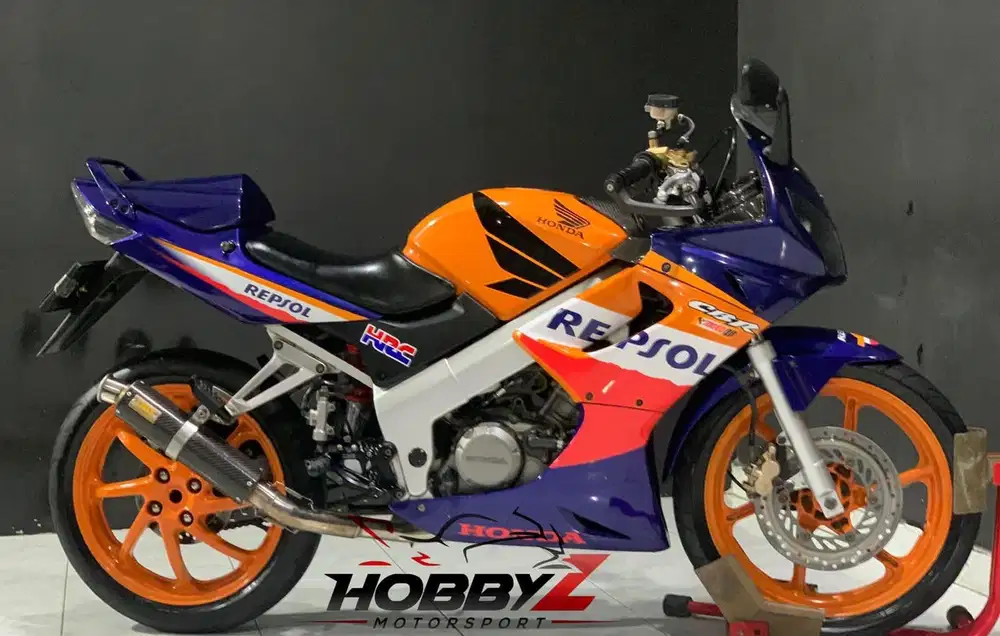 Honda cbr 150 R old thailand ninja cbu modif 2004 repsol,istimewa