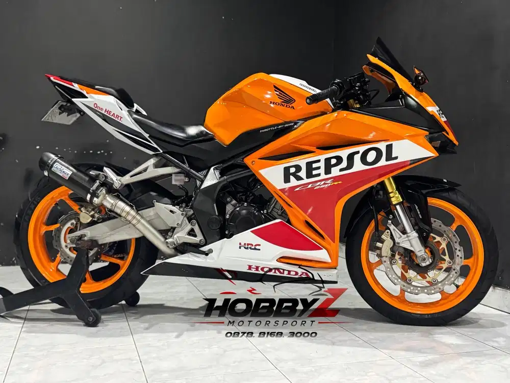 Honda cbr 250 RR abs 2017 repsol modif ninja,km 18rb,istimewa mantap