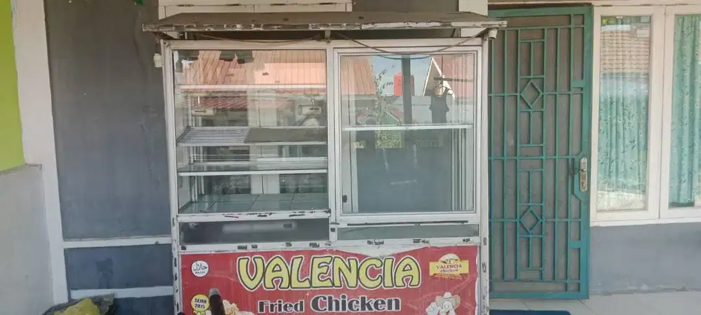 Etalase ayam geprek