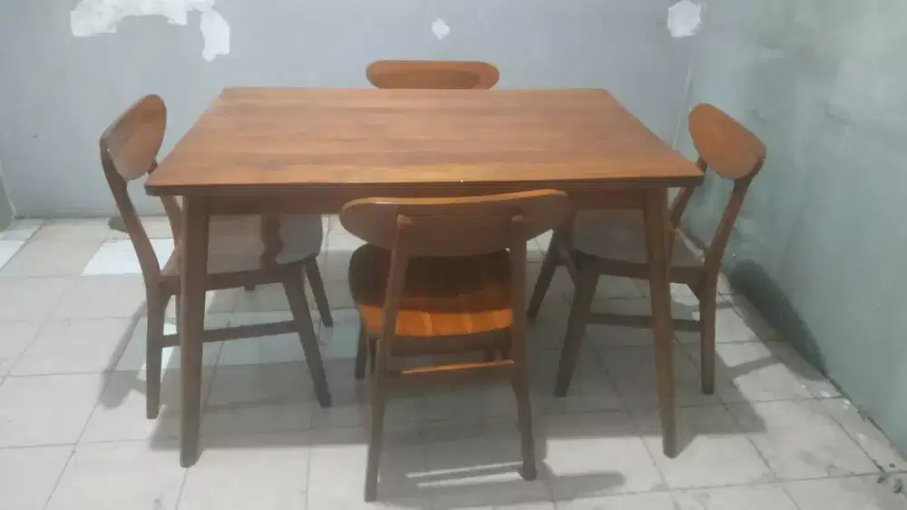 Meja makan kayu jati minimalis Jepara