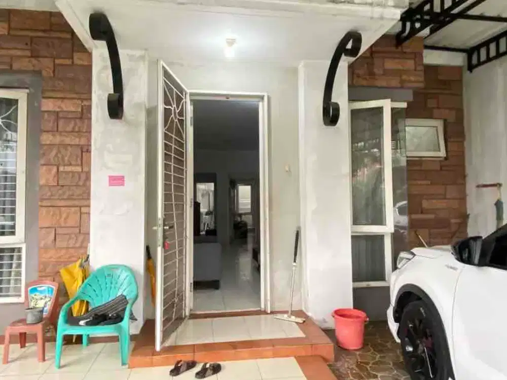 Jual Cepat Rumah Dua Lantai Kota Wisata