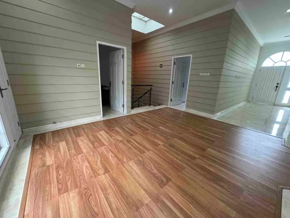 Termurah 18jtaan/m2 Dijual Rumah 2 Lantai Cluster San Diego, Pakuwon City