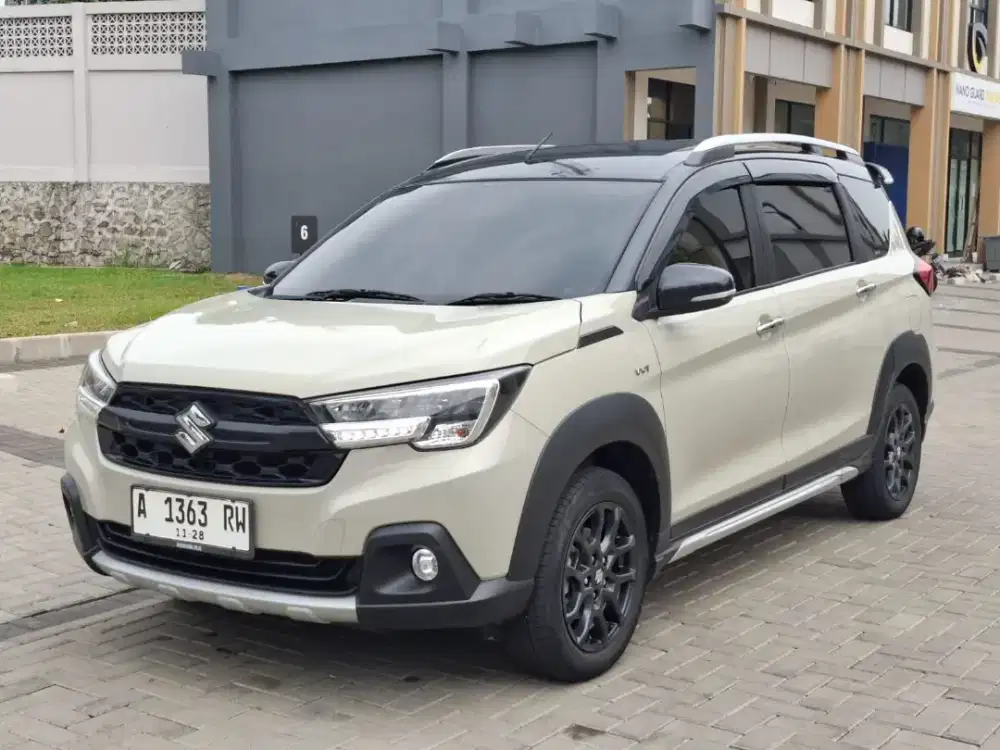 Suzuki XL 7 Alpha Hybrid 1.5 at 2023