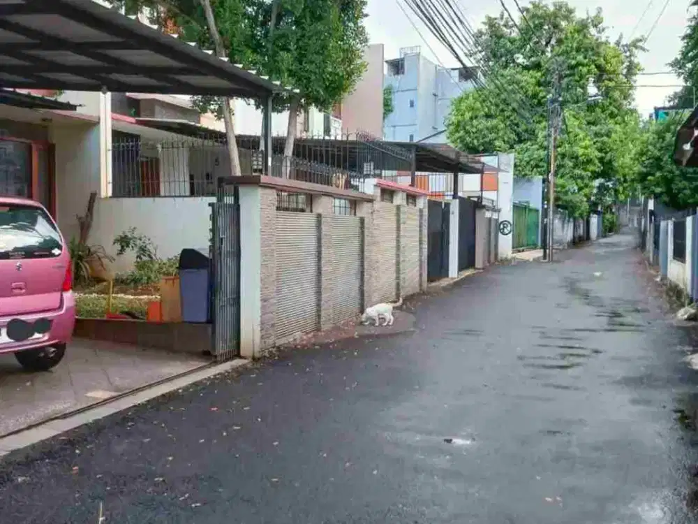DIJUAL CEPAT Rumah nyaman dan Strategis di Kalibata Pancoran Jakarta Selatan