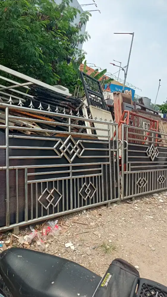 Pintu gerbang dorong stenlis 150 x 600 cm