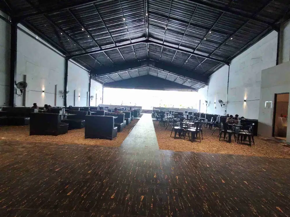 *Termurah Langsung Dapat Penyewa Dijual Bangunan Cafe Jalan Raya Banyuurip, Surabaya*