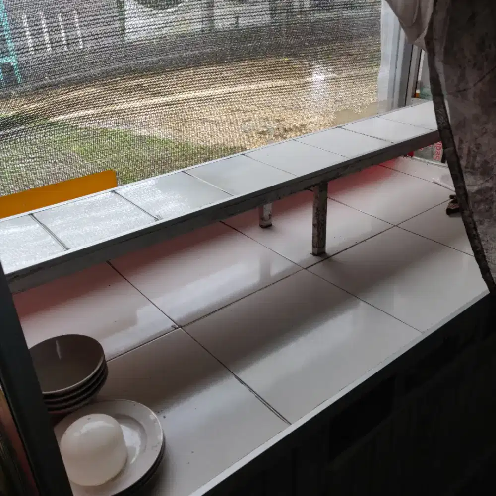 Etalase padang mau jual cepat dan murah , kondisi bagus banget