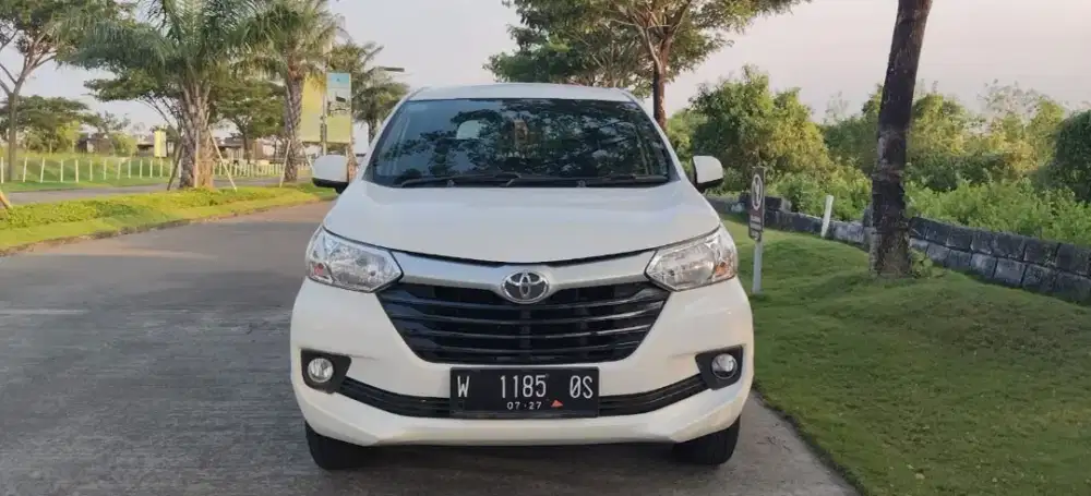 TOYOTA AVANZA E 1.3cc Manual Tahun 2017 Putih Ciamikpoll