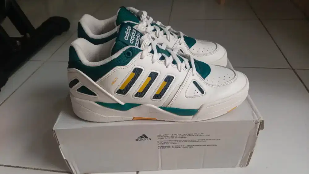 Adidas midcity low original like new
