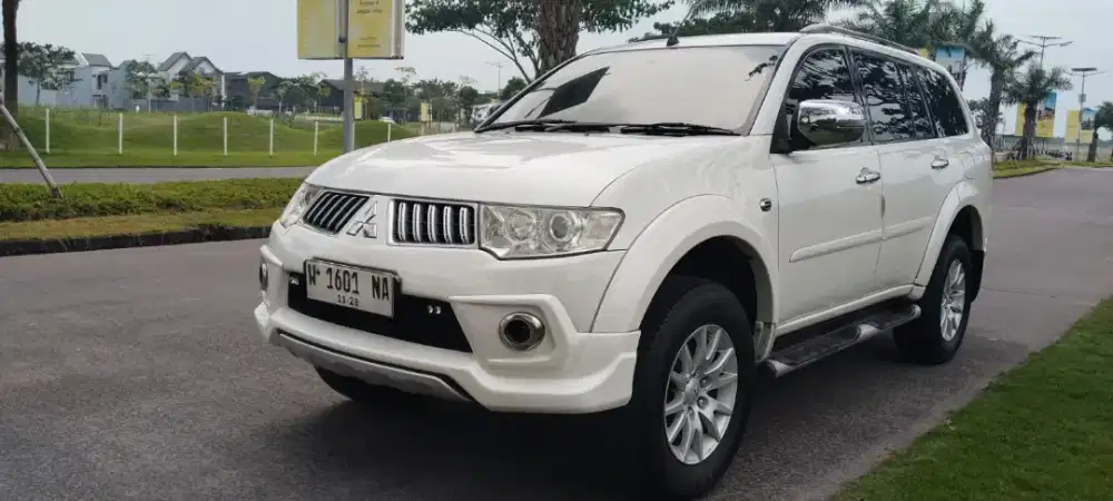 MITSUBISHI PAPERS ECX LIMITED 2.5 Matic Tahun 2013 Putih