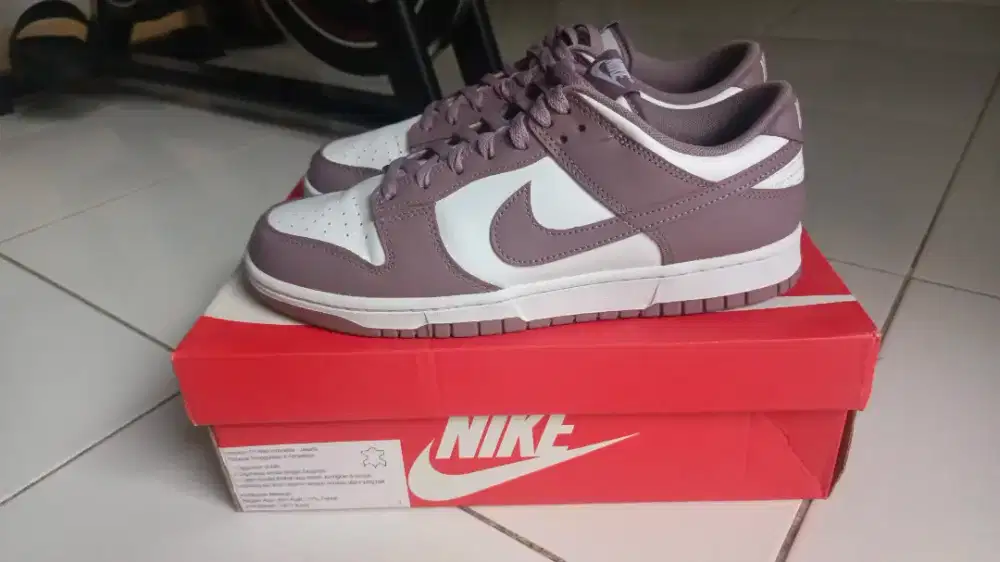 Nike dunk low retro taupe grey original like new