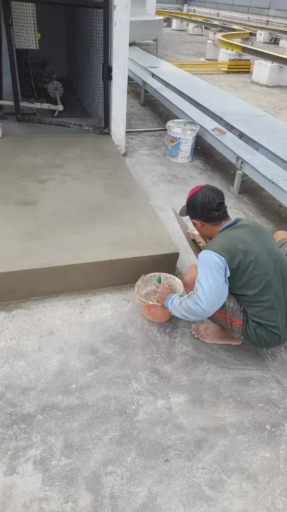 Tukang bangunan