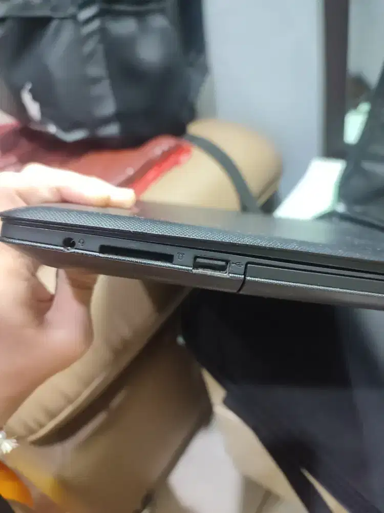 DIJUAL CEPAT LAPTOP LENOVO