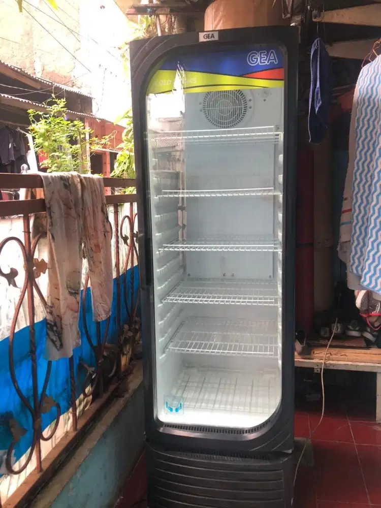 dijual showcase 5 rak