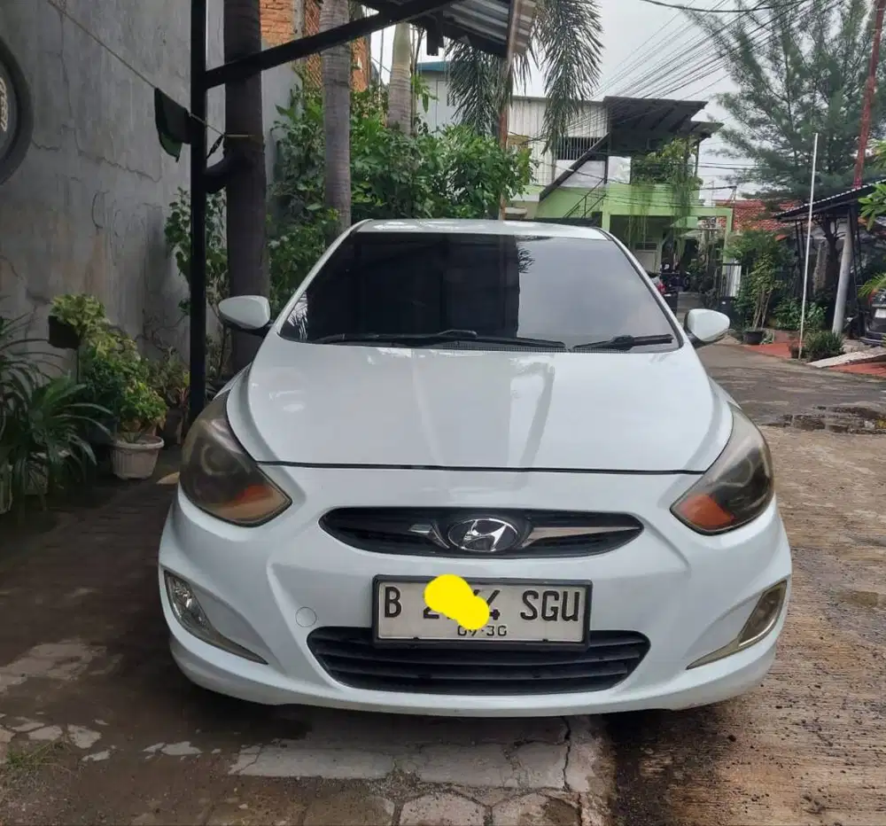 Hyundai Grand Avega 2012 GL Manual Putih