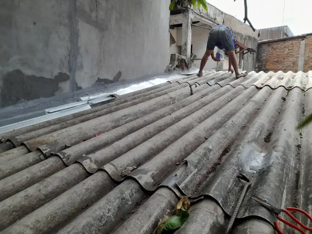 Tukang bangunan