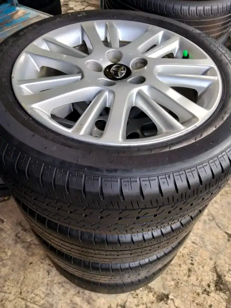OEM Toyota Camry R17 inclub ban kondisi 80% nik 2025