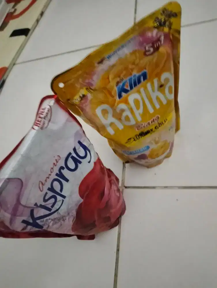 Pelicin pakaian