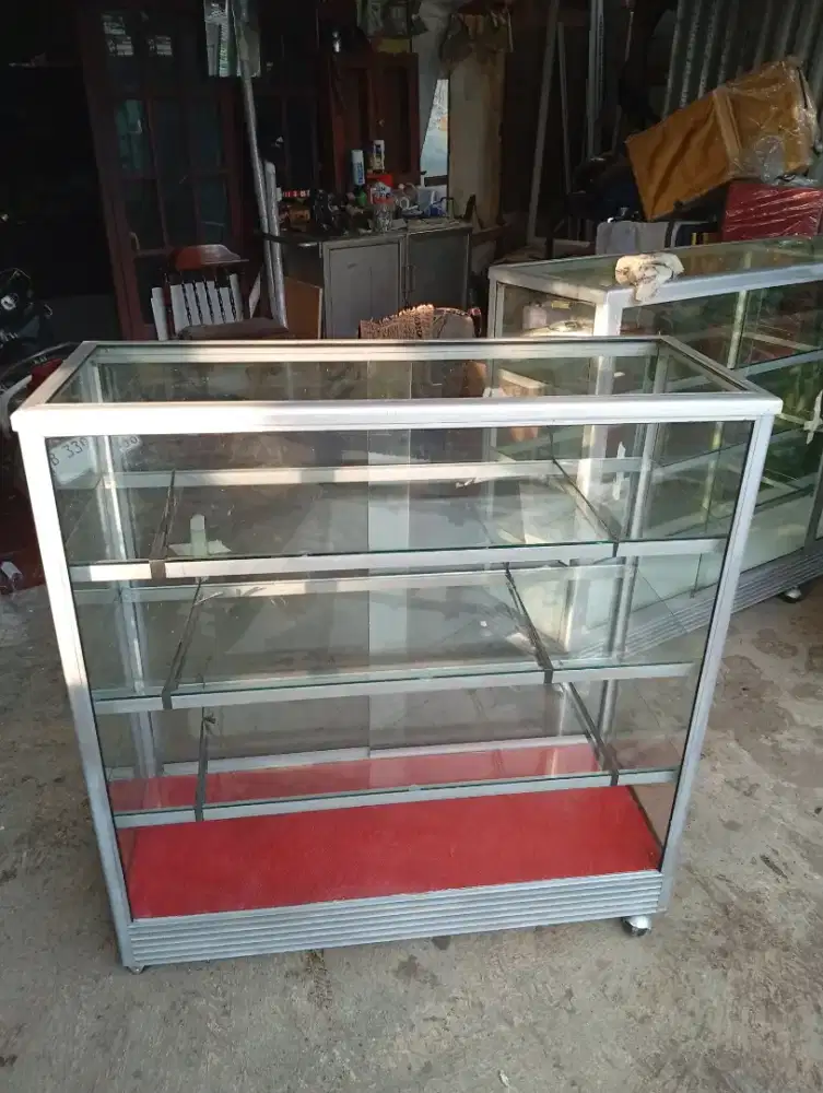 Etalase warung siap pakai