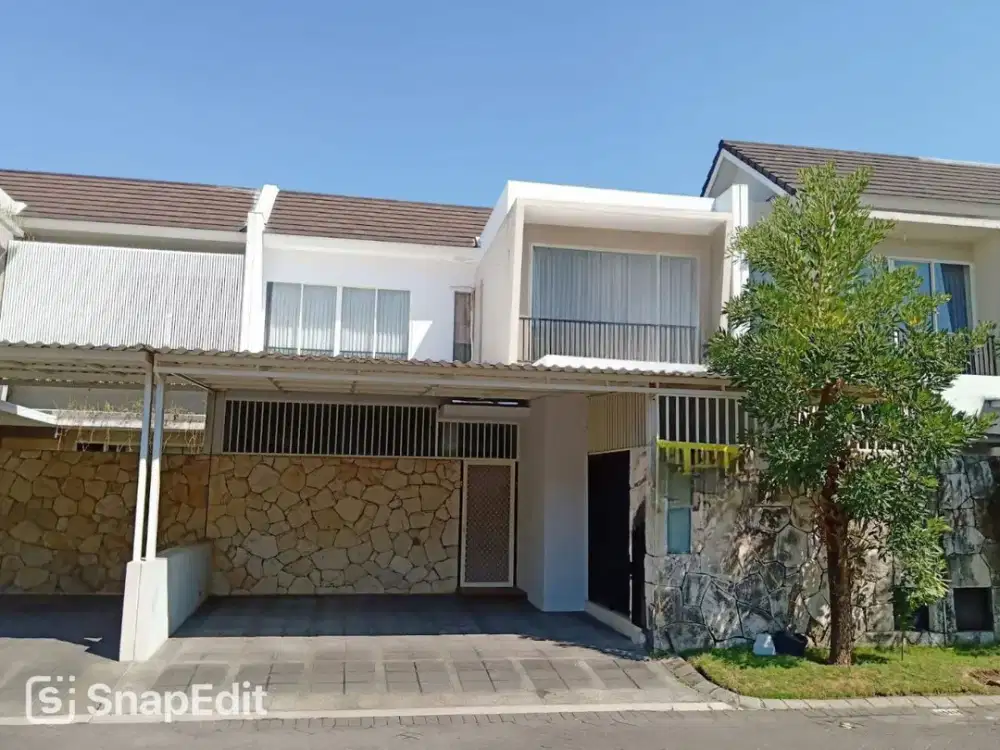 Rumah Surabaya Barat Semi Furnished Di Perumahan Forest Mansion