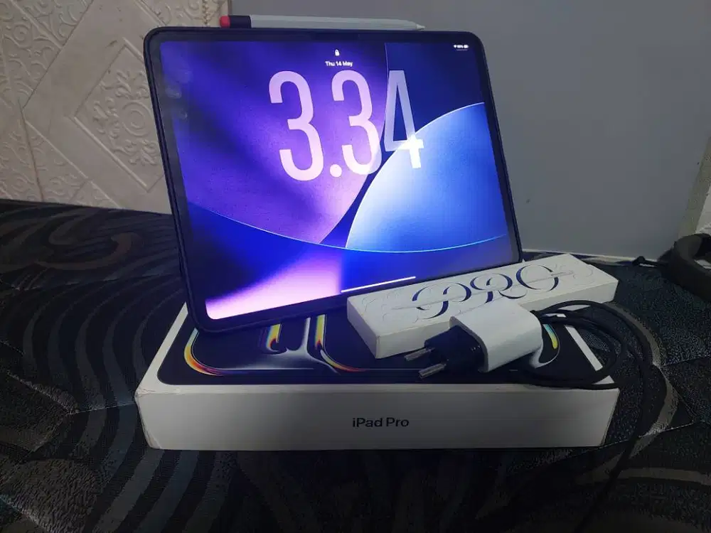 iPad Pro M4 13 Inch 256 GB Wifi Only | Space Black + Apple Pencil pro