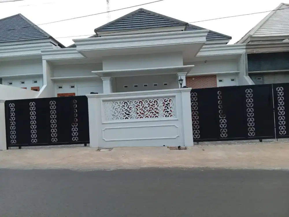 Rumah strategis nempel jalan dekat kampus Unnes semarang