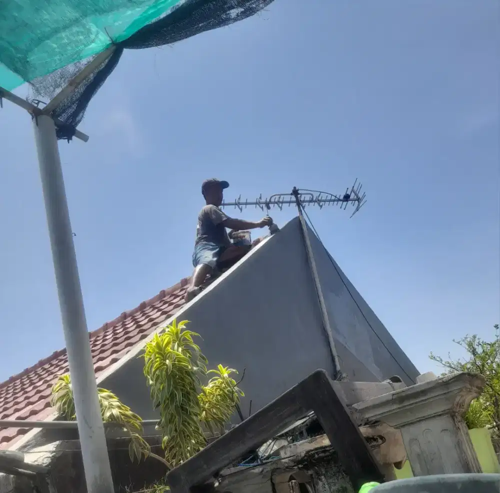 Tukang bangunan