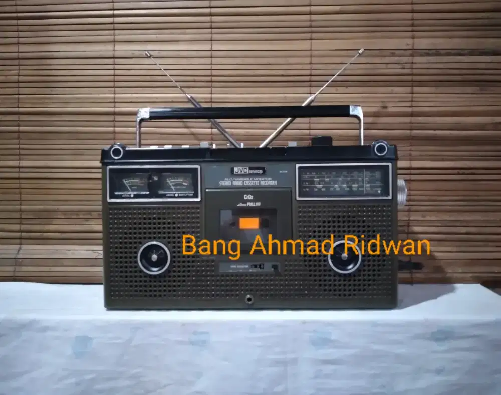 FM AM SW radio tape kaset pita antik jadul kuno tua klasik boombox JVC