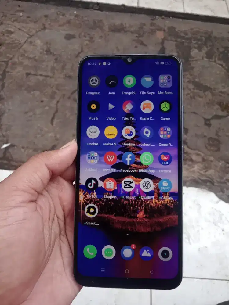 BU hp realme c25s 4/128 layar lebar 6,5 inch batere 6000mAH awet bener