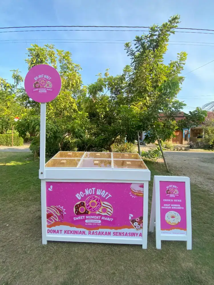 Booth jualan 95% bekas