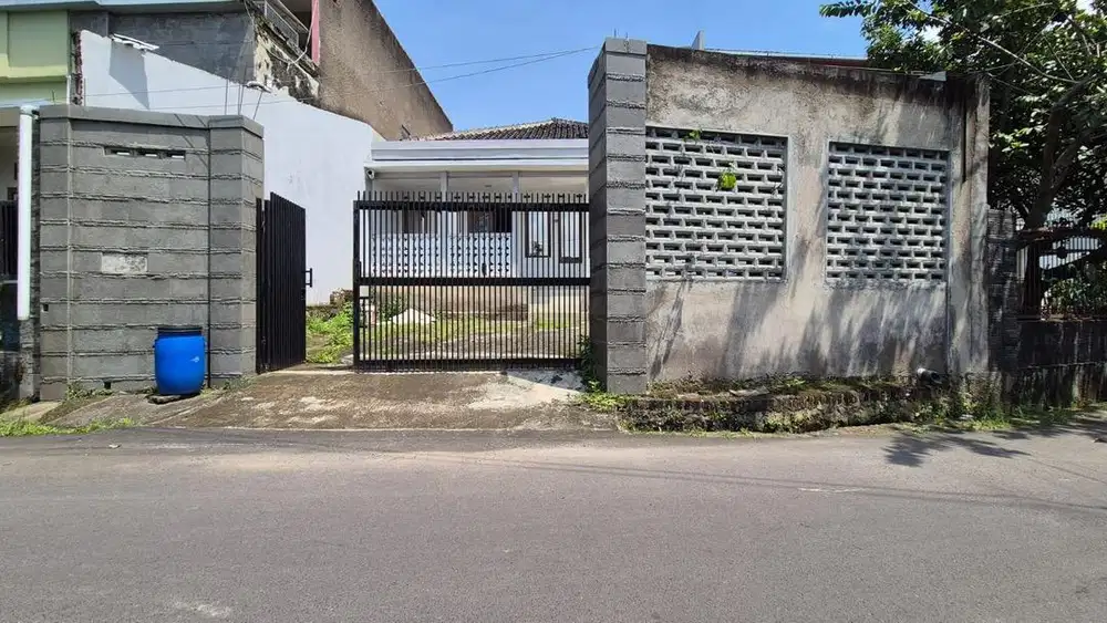 Dijual Rumah besar dekat SMA 24