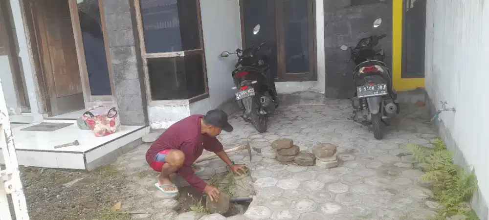Tukang bangunan