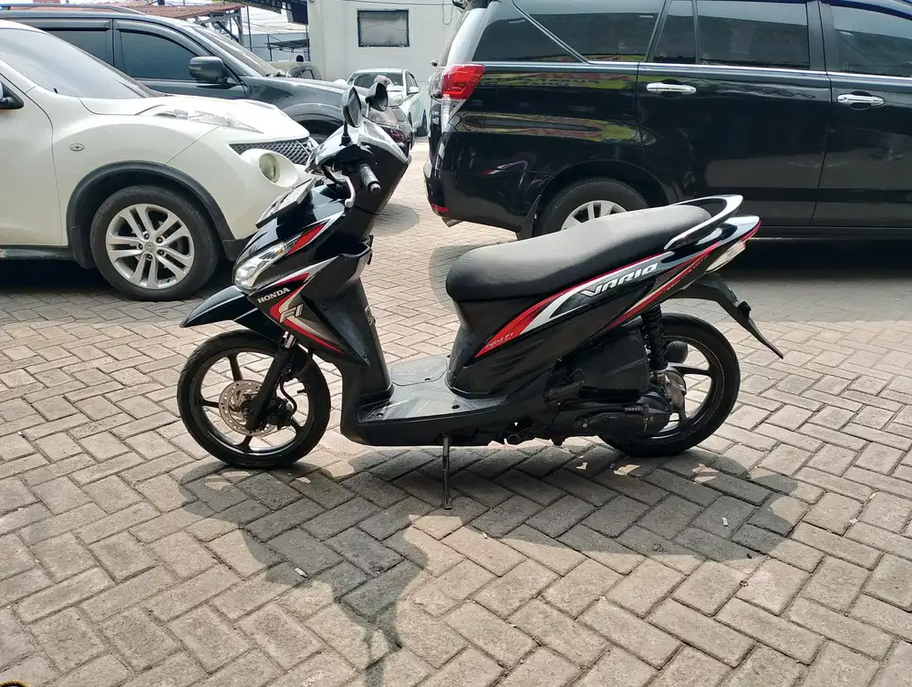 Vario Agnes 2014. Km low