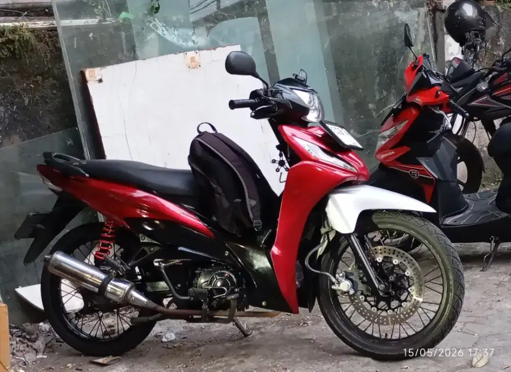 Honda Revo FI Tahun 2015