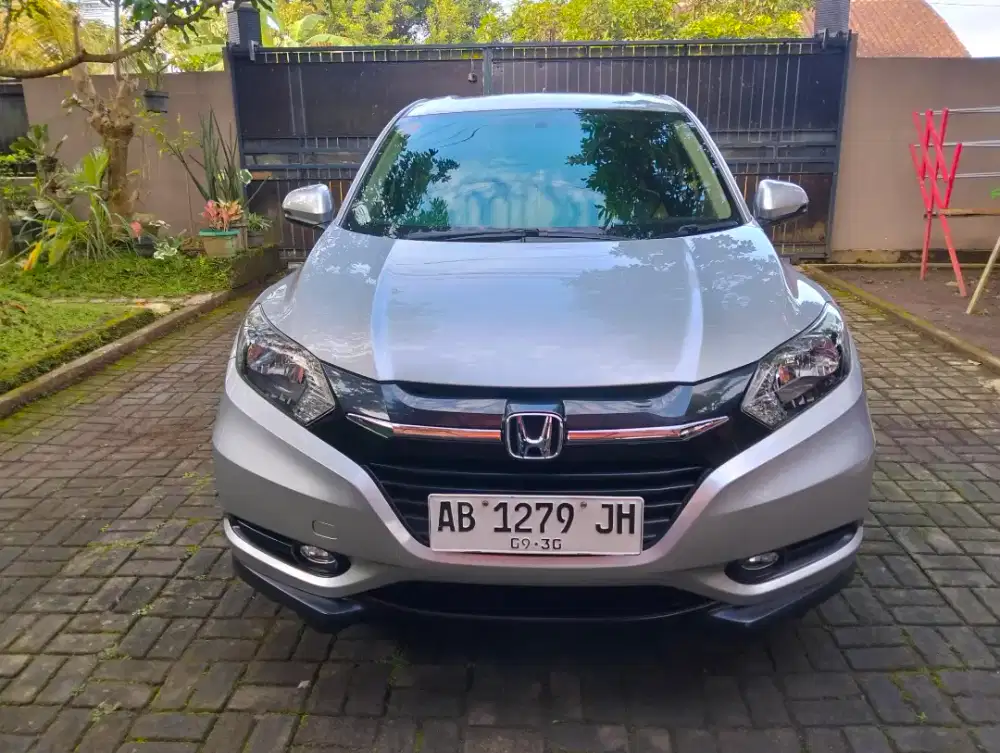 Honda HRV 2015  MT low km