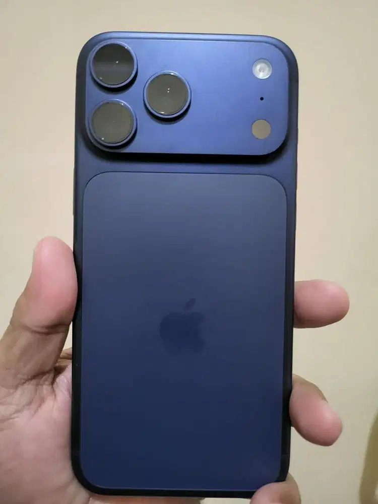 iphone 17 ProMax 256 ibox