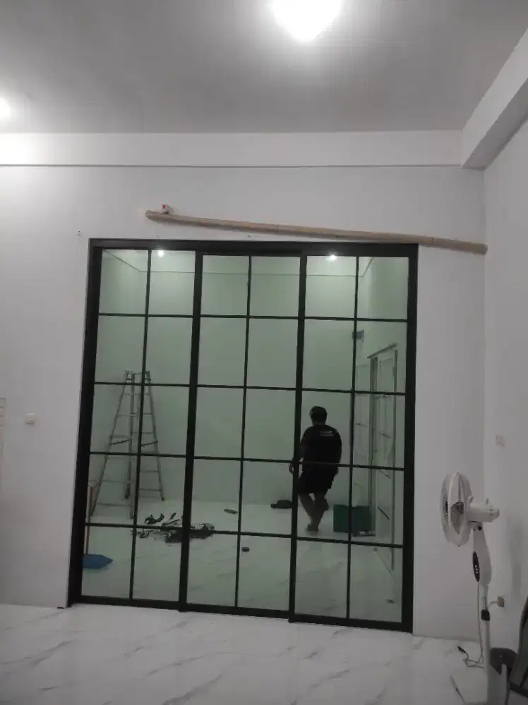 Pintu sliding 3 daun tanpa roll bawah