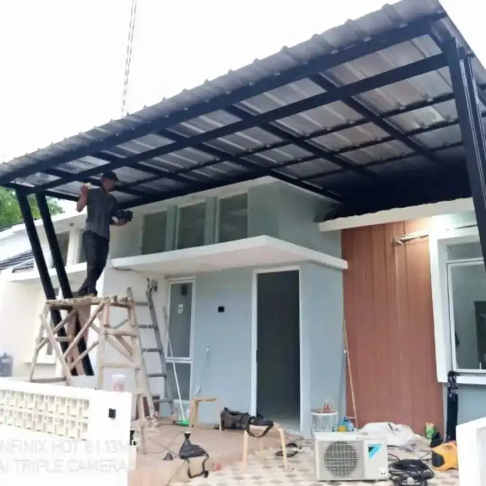 Kanopi baja ringan