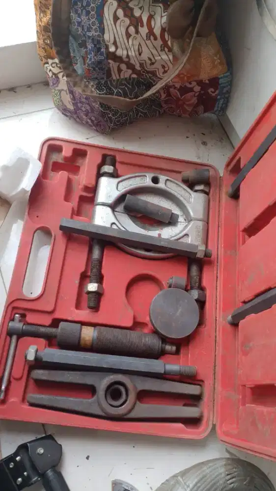 Bearing Separator Puller Kit merk Wipro.