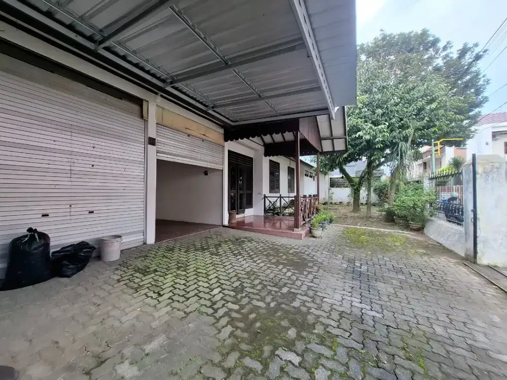 Rumah Siap Huni Area Seturan Halaman Luas Sleman untuk Kost