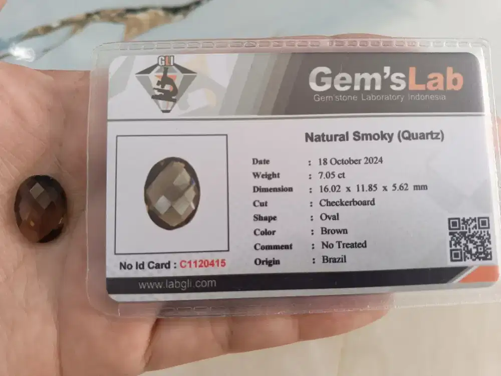 Natural batu smoky Quartz(kecubung teh)