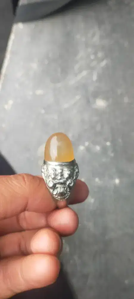 Batu akik ukiran Bali