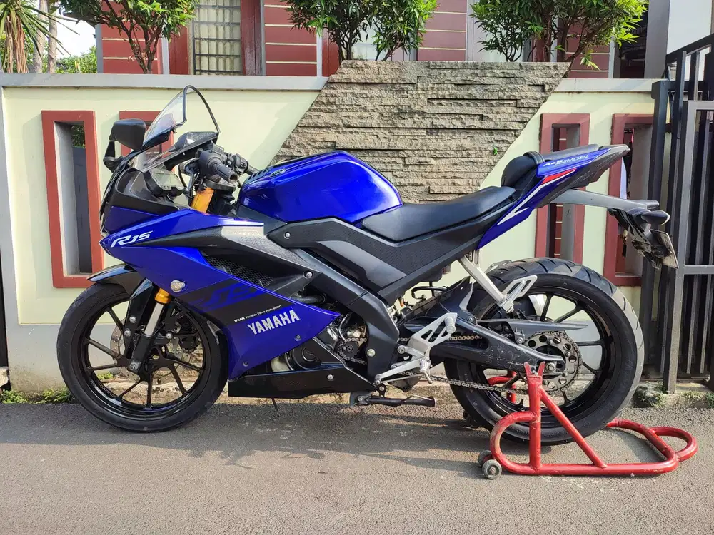 YAMAHA R15 V3 TAHUN 2018 CAKEP