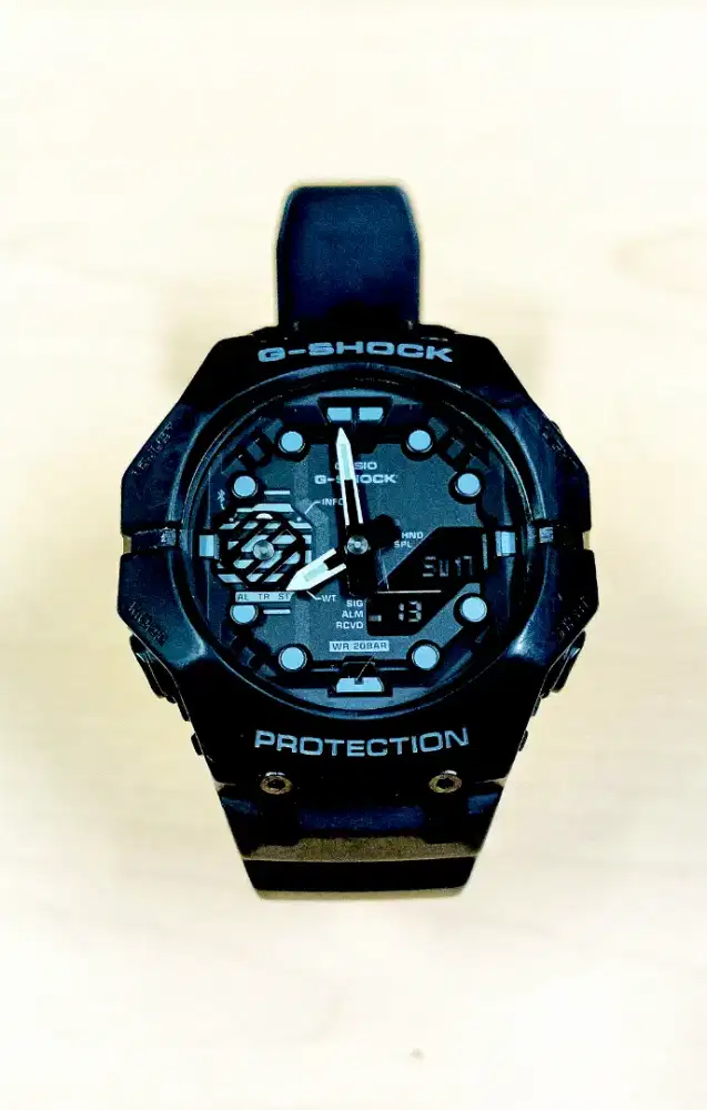 Casio G-Shock GA B001 bluetooth